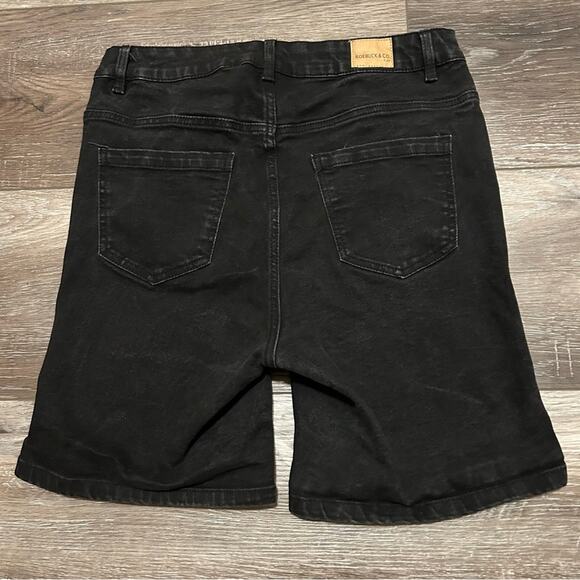 Sears Roebuck & Co. Women's Black Bermuda Shorts Size 12 - Picture 2 of 7